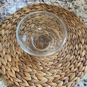 Vintage 3 cup Pyrex 7401 Clear Glass Bowl